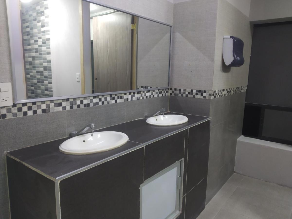 Hotel Alameda House Città del Messico Esterno foto