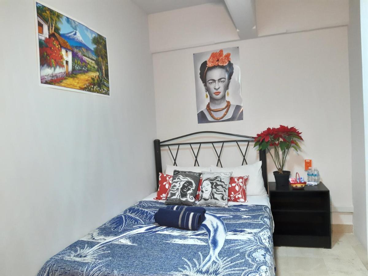 Hotel Alameda House Città del Messico Esterno foto